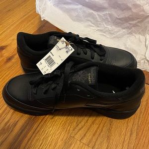 Men’s black Reebok Club C 85, size 10